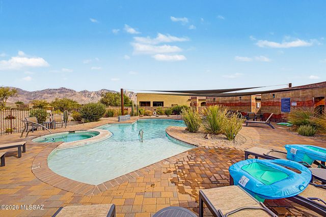43 E Peralta Canyon Court, Oro Valley, AZ 85755