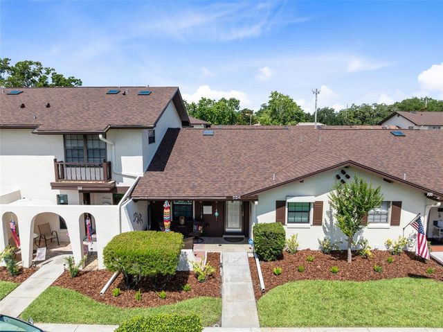 924 VIRGINIA AVENUE, St Cloud, FL 34769