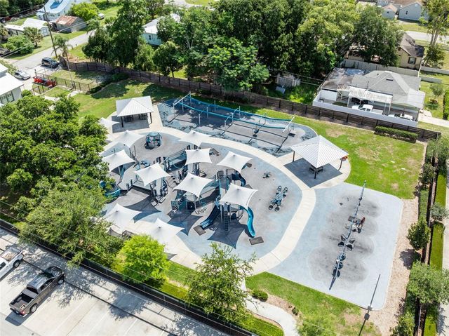 924 VIRGINIA AVENUE, St Cloud, FL 34769