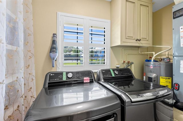 924 VIRGINIA AVENUE, St Cloud, FL 34769