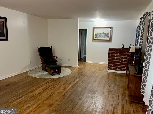 233 Old 41 Highway, Barnesville, GA 30204