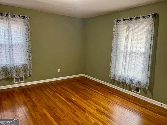 233 Old 41 Highway, Barnesville, GA 30204