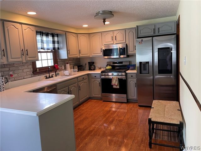 498 Fairmont Avenue, North Tonawanda, NY 14120