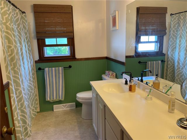 498 Fairmont Avenue, North Tonawanda, NY 14120