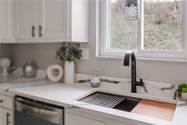 118 Hershey Dr, Mckeesport, PA 15132