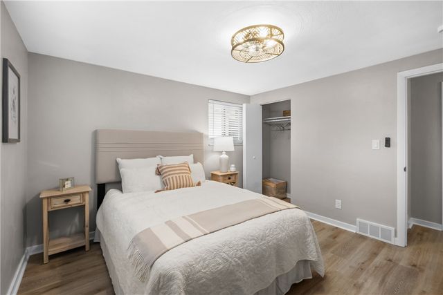 118 Hershey Dr, Mckeesport, PA 15132