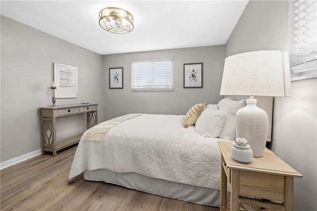 118 Hershey Dr, Mckeesport, PA 15132