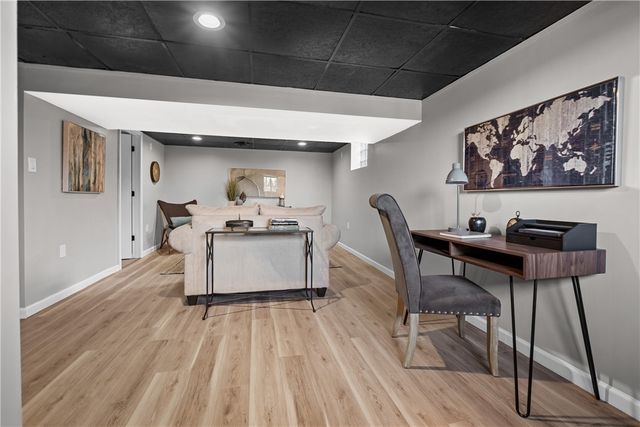 118 Hershey Dr, Mckeesport, PA 15132