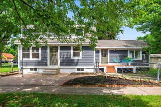 5302 Morgan Avenue N, Brooklyn Center, MN 55430