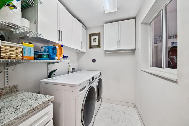 2125 NE 17th Terrace, Wilton Manors, FL 33305