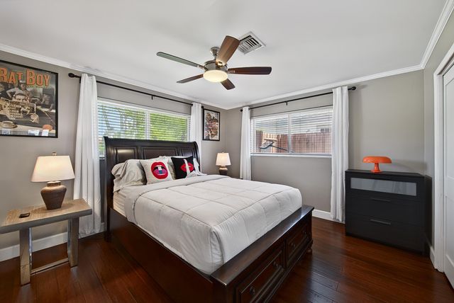 2125 NE 17th Terrace, Wilton Manors, FL 33305