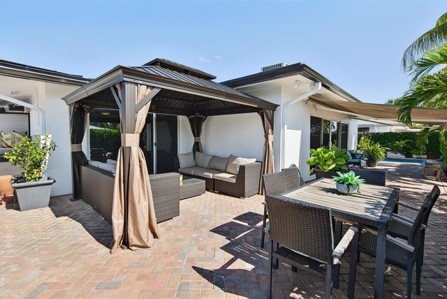 2125 NE 17th Terrace, Wilton Manors, FL 33305