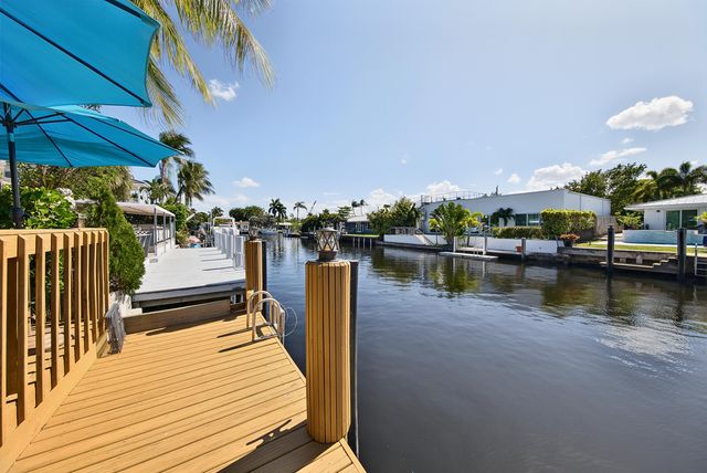 2125 NE 17th Terrace, Wilton Manors, FL 33305