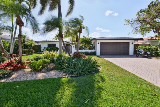 2125 NE 17th Terrace, Wilton Manors, FL 33305