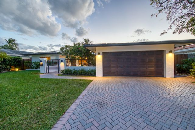 2125 NE 17th Terrace, Wilton Manors, FL 33305