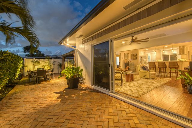 2125 NE 17th Terrace, Wilton Manors, FL 33305