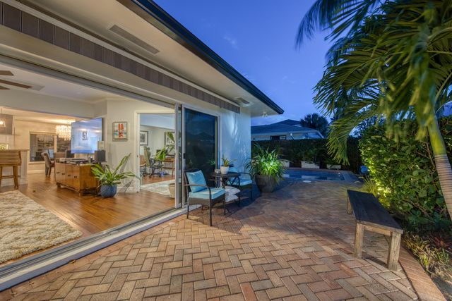 2125 NE 17th Terrace, Wilton Manors, FL 33305