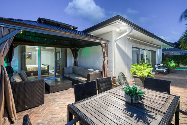 2125 NE 17th Terrace, Wilton Manors, FL 33305