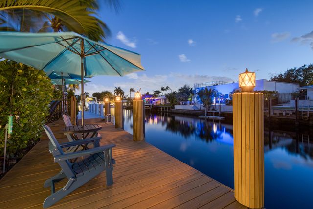 2125 NE 17th Terrace, Wilton Manors, FL 33305