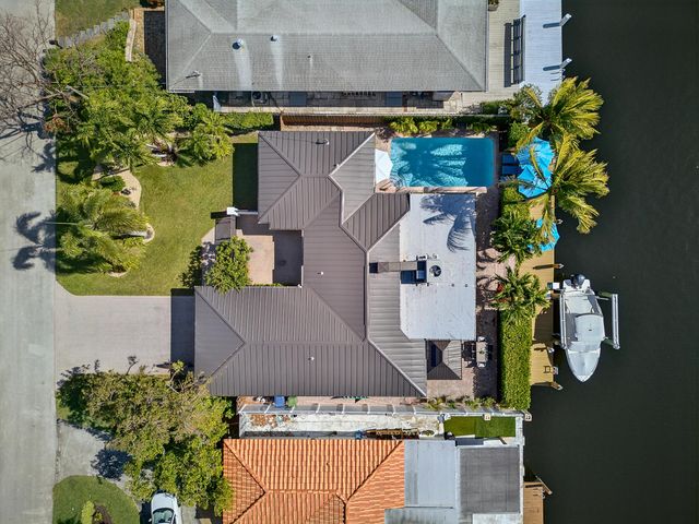 2125 NE 17th Terrace, Wilton Manors, FL 33305