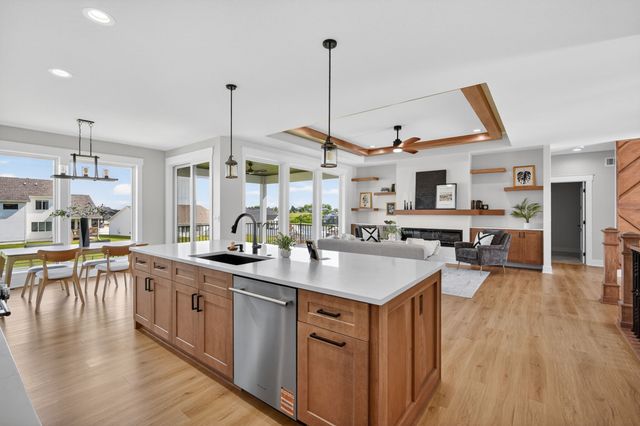2605 Blooming Heights Drive, Norwalk, IA 50211