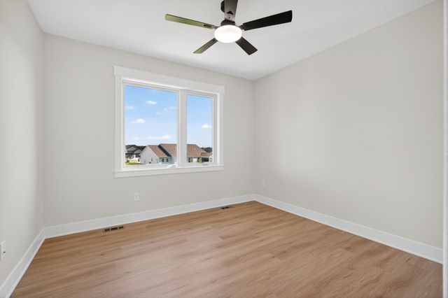 2605 Blooming Heights Drive, Norwalk, IA 50211