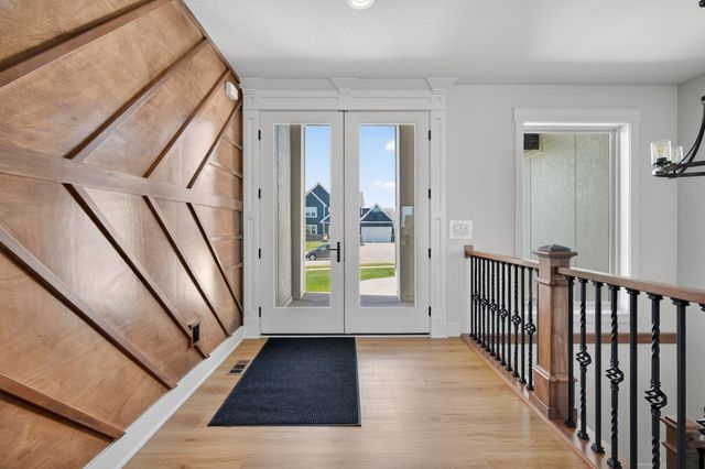 2605 Blooming Heights Drive, Norwalk, IA 50211