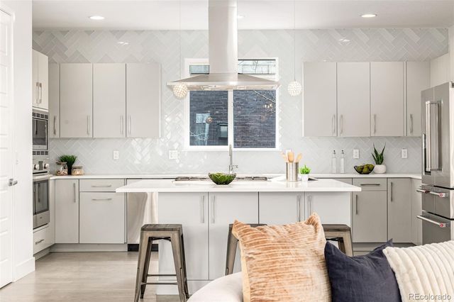 8565 E 50th Drive, Denver, CO 80238