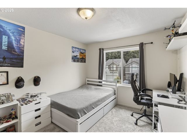 33299 Sw HAVLIK Dr, Scappoose, OR 97056