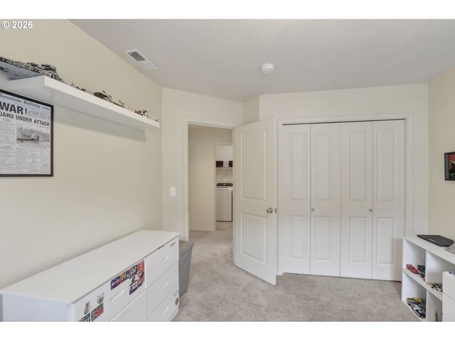 33299 Sw HAVLIK Dr, Scappoose, OR 97056