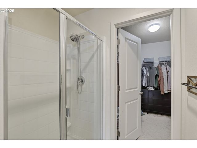 33299 Sw HAVLIK Dr, Scappoose, OR 97056