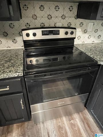 901 WINCHESTER CIRCLE, Birmingham, AL 35235