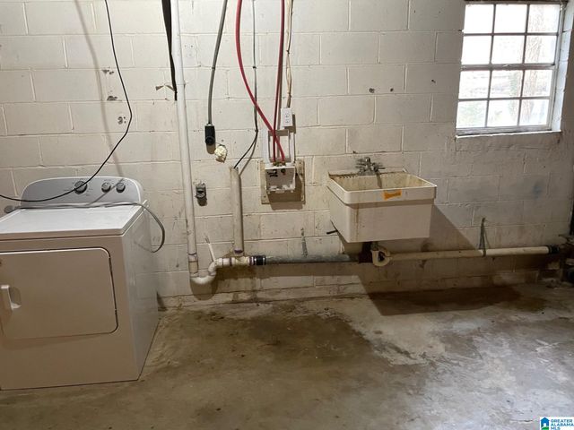 901 WINCHESTER CIRCLE, Birmingham, AL 35235