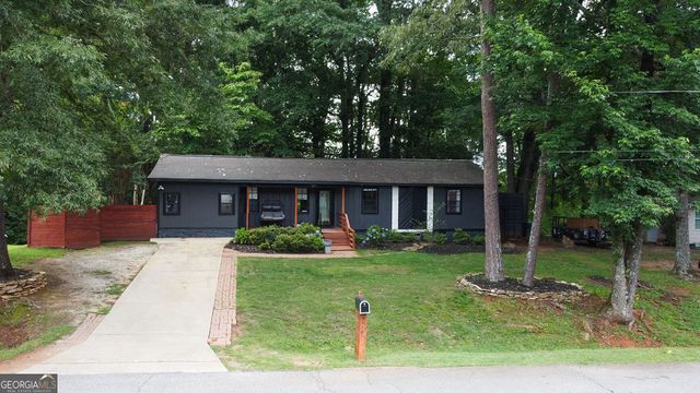 125 Highland Drive, Stockbridge, GA 30281