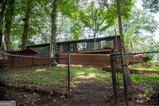 125 Highland Drive, Stockbridge, GA 30281