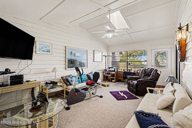 812 Ridge Lake Drive, Melbourne, FL 32940