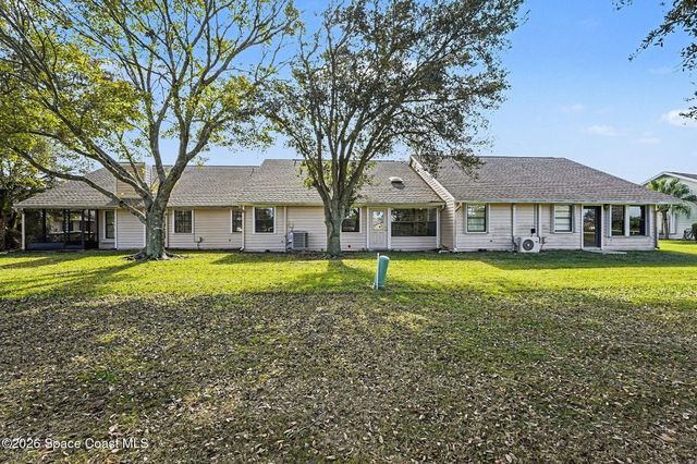 812 Ridge Lake Drive, Melbourne, FL 32940