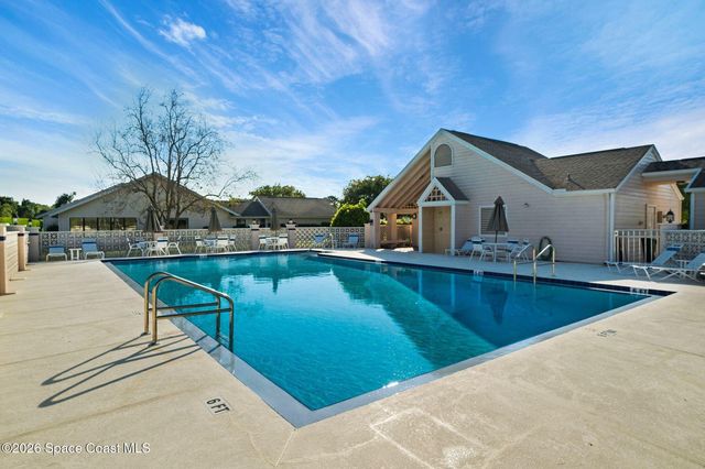 812 Ridge Lake Drive, Melbourne, FL 32940