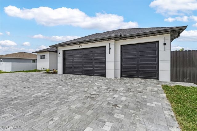 806 Santa Barbara BLVD, Cape Coral, FL 33991