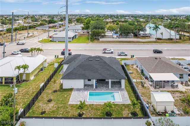 806 Santa Barbara BLVD, Cape Coral, FL 33991