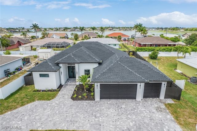 806 Santa Barbara BLVD, Cape Coral, FL 33991