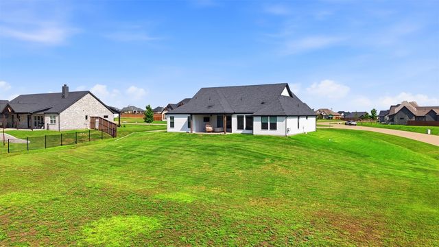 870 Dove Meadow Trail, Waxahachie, TX 75167