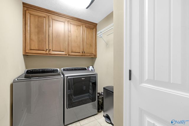 10449 Monks Drive, Athens, AL 35611