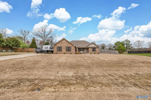 10449 Monks Drive, Athens, AL 35611