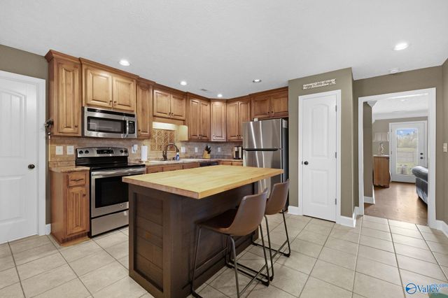 10449 Monks Drive, Athens, AL 35611