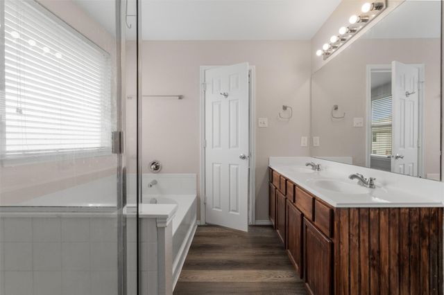 13140 Fencerow Road, Fort Worth, TX 76244