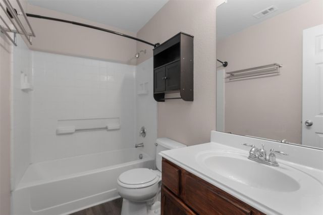 13140 Fencerow Road, Fort Worth, TX 76244