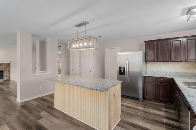 13140 Fencerow Road, Fort Worth, TX 76244