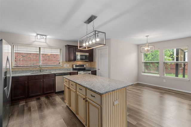 13140 Fencerow Road, Fort Worth, TX 76244