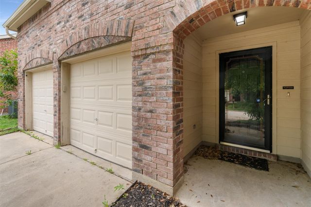 13140 Fencerow Road, Fort Worth, TX 76244
